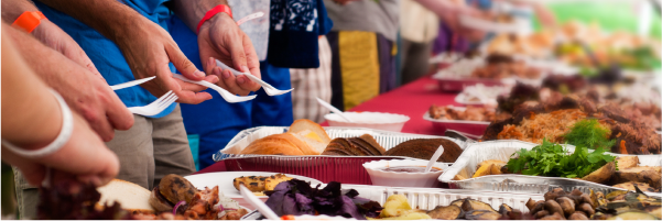 buffet-line-people-eating